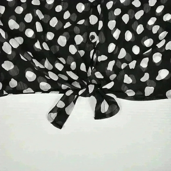Roz & Ali Womens XL Blouse Black White Polka Dots Sheer Tie Bottom Lightweight - Picture 9 of 13